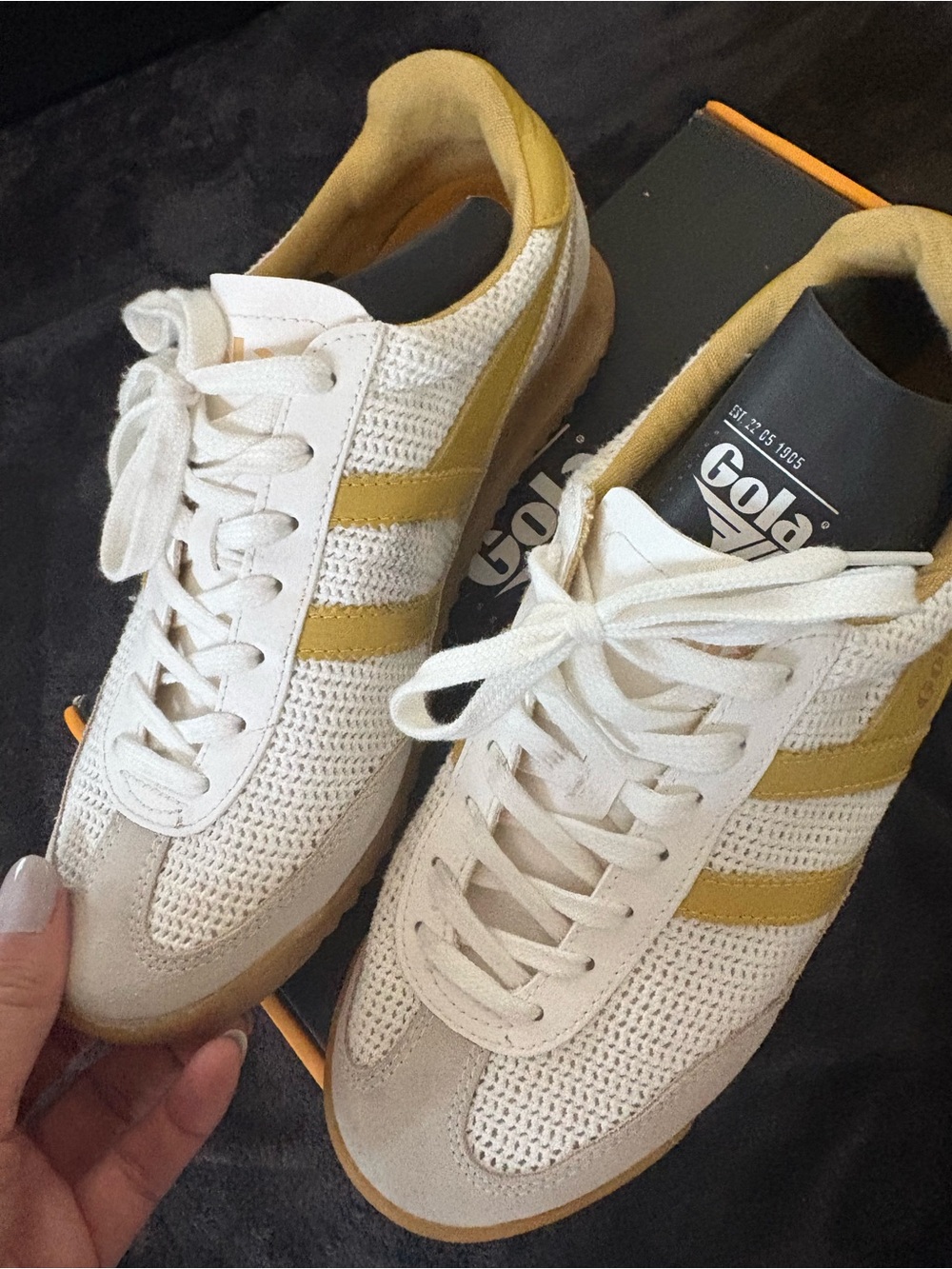 Gola women’s Retro Trainer in Cream and Mustard. Size 7.5